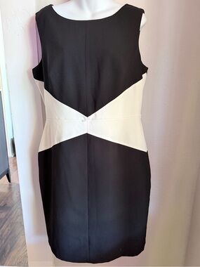 Calvin Klein White Black Sleeveless Sheath Dress Size 14